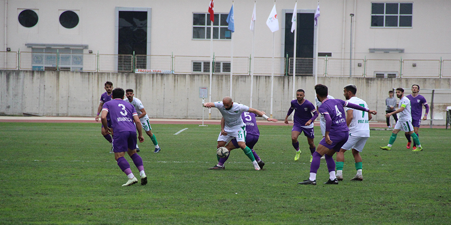 TFF 3. Lig: Çarşambaspor: 2 - Yomraspor: 2