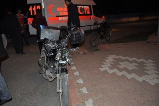 Bafrada Motosiklet Kazası: 1 yaralı