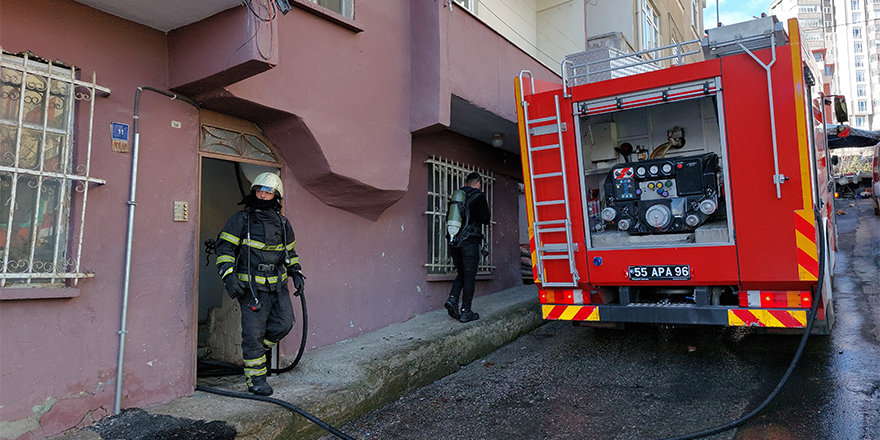 Samsun'da Terasta yangın