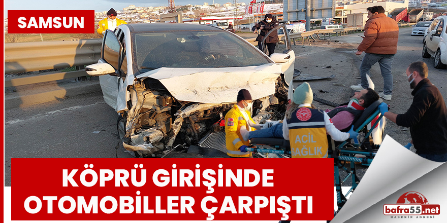 Köprü girişinde otomobiller çarpıştı