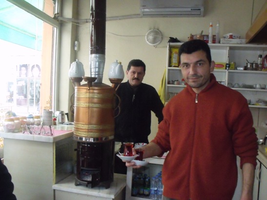 Semaverde çay keyfi