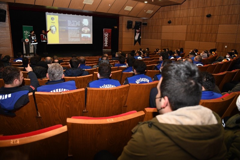 Belediye personeline uyuşturucu ile mücadele eğitimi