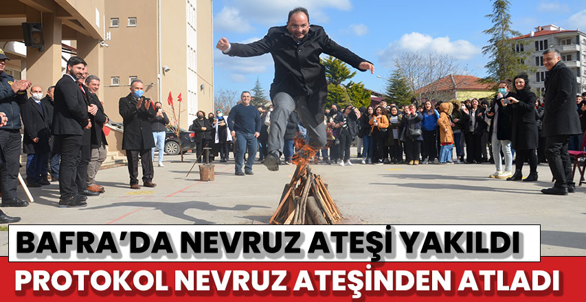 Okul Bahçesinde nevruz ateşi yakıldı