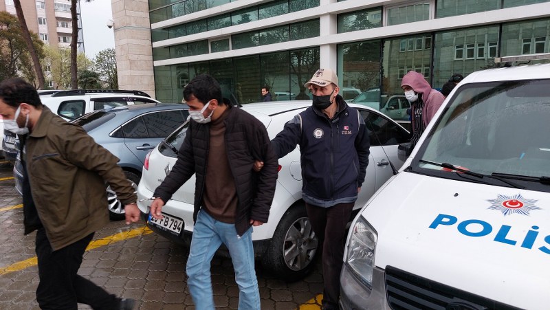 Samsun'da DEAŞ şüphelisi 4 yabancıya ek süre