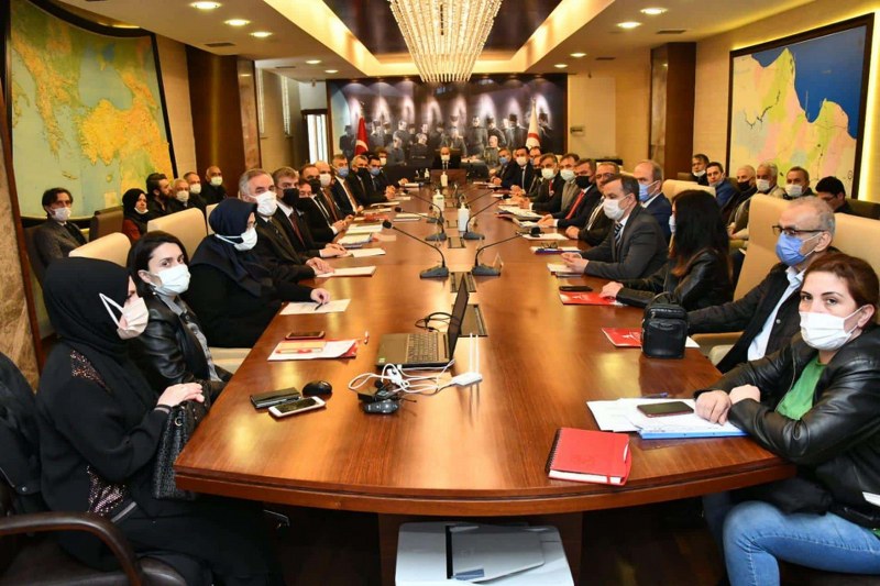 Kapalı 600 mahalle okulu sosyal hayata kazandırılacak
