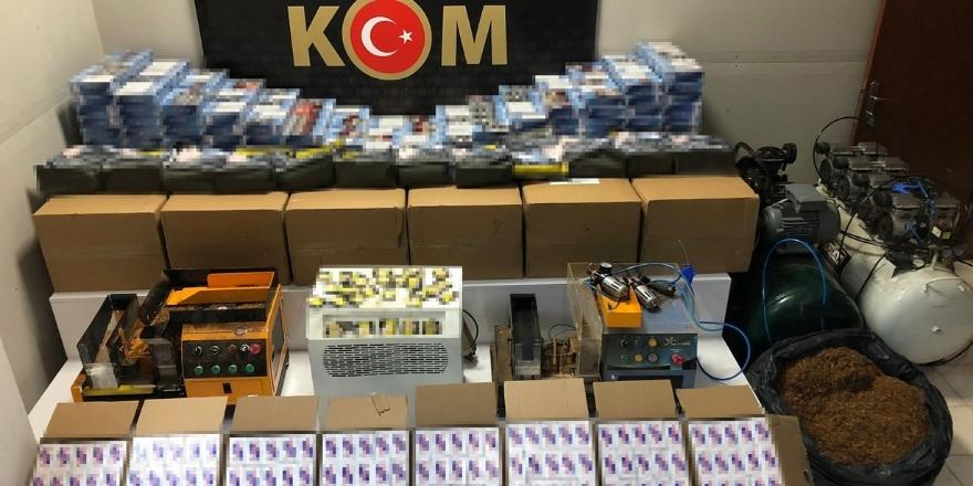 Samsun'da kaçak sigara dolum atölyesine baskın