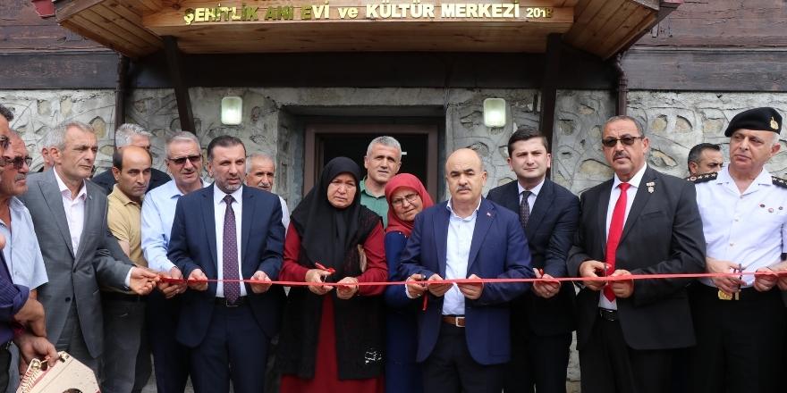 Kavak’ta Şehitlik Anı Evi Kültür Merkezi açıldı