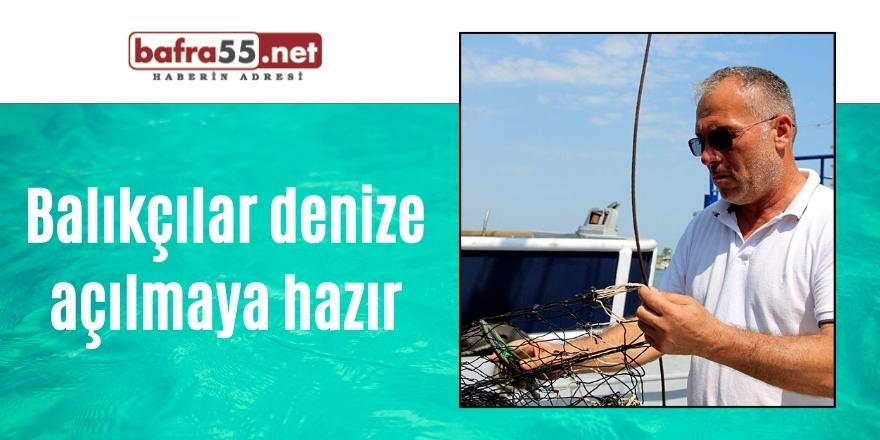 Balıkçılar denize açılmaya hazır