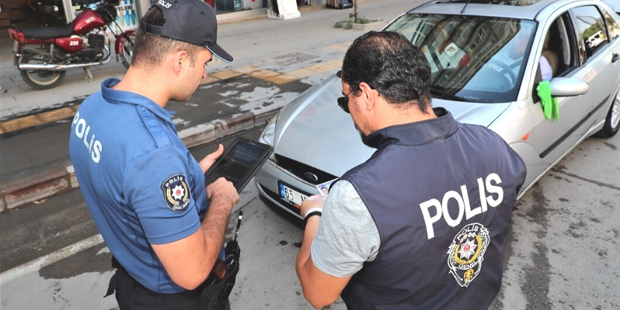 Samsun'da 1 ayda 96 silah, 331 kesici alet ve 1173 aranan şahıs yakalandı