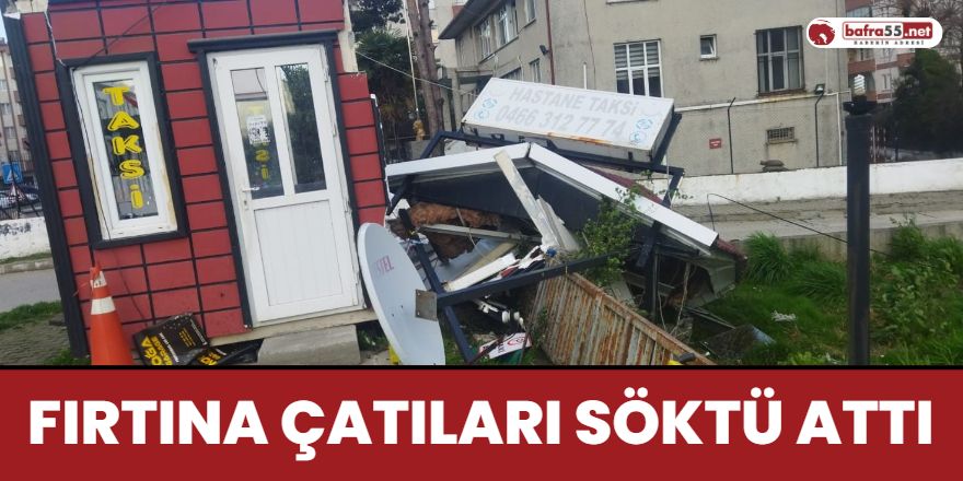 Fırtına Çatıları Söktü Attı