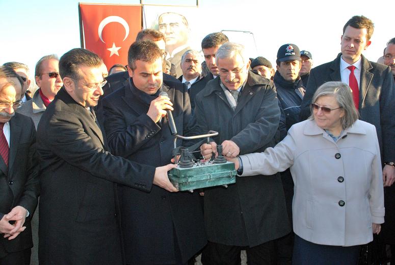 Doğdugu ilçede havacılık ve uzay fakültesi temeli att.