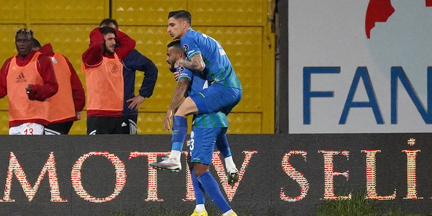 Rizespor Süper Lig Aşkına Boluspor'u Deplasmanda Yendi