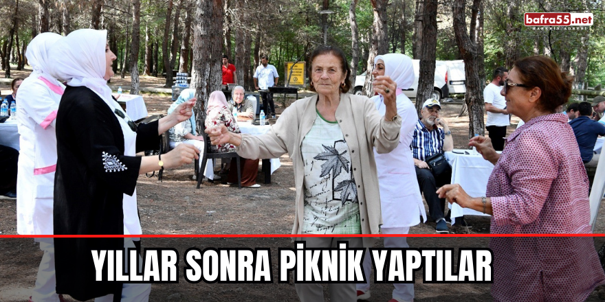 Yıllar Sonra Piknik Yaptılar