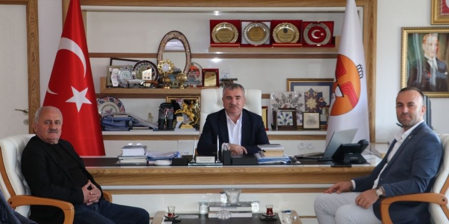 Havza Belediye Başkanı Özdemir’e taziye ziyareti