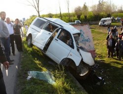 TERMEDE TRAFİK KAZASI: 2 ÖLÜ