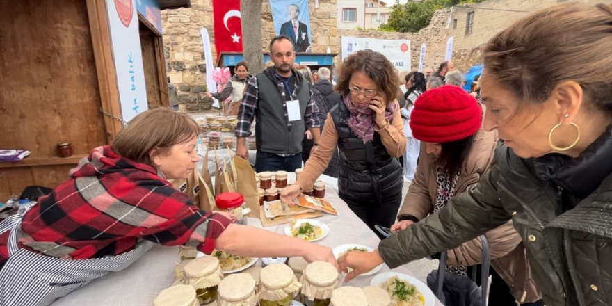 Sinop’ta balık etinden mantı yapıldı