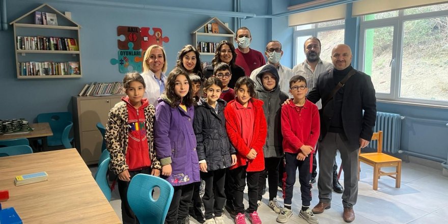 Okulda 103 öğrenciye diş sağlığı taraması yapıldı