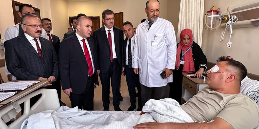 Tokat Valisi Hatipoğlu, patlamada yaralanan jandarma personelini ziyaret etti