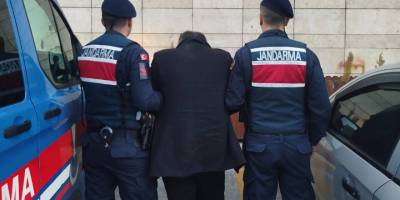Hırsızlık Suçundan Aranan Şahıs Jandarma Tarafından Yakalandı