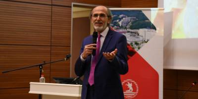 Prof. Dr. Fatih Gültekin: Sağlıklı Yaşam İçin Ölçülü Beslenme ve Hareketli Yaşam Önemli