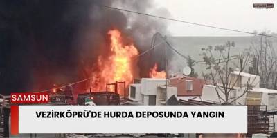 Vezirköprü'de Hurda Deposunda Yangın