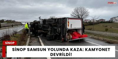 Sinop Samsun Yolunda Kaza: Kamyonet Devrildi