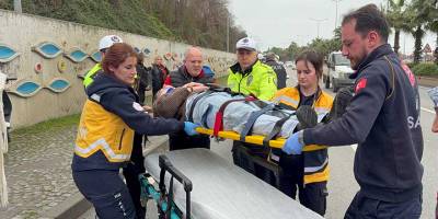 İlkadım’da otomobil ile motosiklet çarpıştı, genç kadın yaralandı