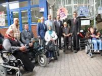 ENGELLİ VATANDAŞLARA AKÜLÜ ARAÇ DAĞITILDI