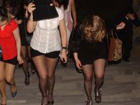 SAMSUNDA GAZİNOLARA FUHUŞ BASKINI: 8 GÖZALTI