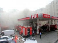 AKARYAKIT İSTASYONUNDA ELEKTRİK PANOSU PATLADI: 1 YARALI