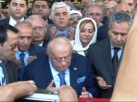 HAYAT ARKADAŞINI UĞURLADI