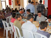 ÜLKÜ OCAKLARINDA YIL SONU YEMEĞİ