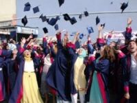 BAFRA M.Y.O’DA MEZUNİYET TÖRENİ YAPILDI