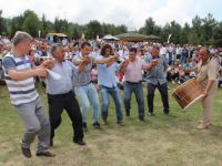 BALKAN TÜRKLERİ  ETLİ KAZAN PİLAV GÜNÜNDE BULUŞTU