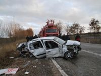 SAMSUNDA TRAFİK KAZASI: 1 ÖLÜ, 2 YARALI