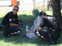 İNTİHARDAN POLİS VAZGEÇİRDİ