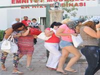 KAPIDAN KOVUYORUZ BACADAN GİRİYORLAR