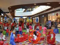 BANDO EKİBİ PİAZZADA SÜRPRİZ YAPTI