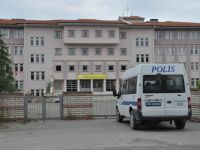 BAFRADA OKULDAN ANFİ HIRSIZLIĞI