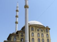 CAMİDEN İÇİNDE 40 LİRA OLAN 200 KİLOLUK ÇELİK KASA ÇALINDI