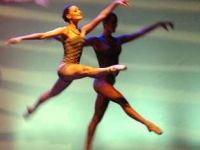 Çağla Şikel Bale Yaptı