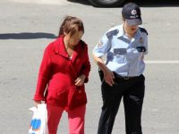 DOĞUM GÜNÜNDE TUTKLANDI