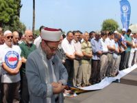 MISIR’DA ÖLENLER İÇİN GIYABİ CENAZE NAMAZI