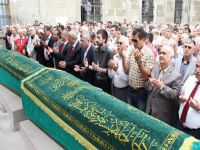 BABA-OĞUL GÖZYAŞLARI İÇİNDE TOPRAĞA VERİLDİ