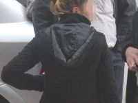 CÜZDAN HIRSIZI GENÇ KIZ YAKALANDI