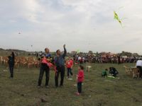 BAFRA EMENLİ KÖYÜ 1.UÇURTMA ŞENLİĞİNE TAM NOT