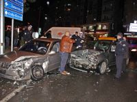 SAMSUNDA TRAFİK KAZASI: 5 YARALI