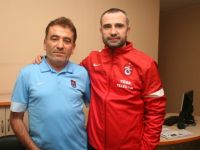 KUPA İÇİN YÜRÜYOR