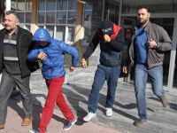 DEPODAN FINDIK ÇALAN 3 KİŞİ YAKALANDI