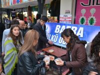 BAFRA ÜLKÜ OCAKLARI AŞURE DAĞITTI